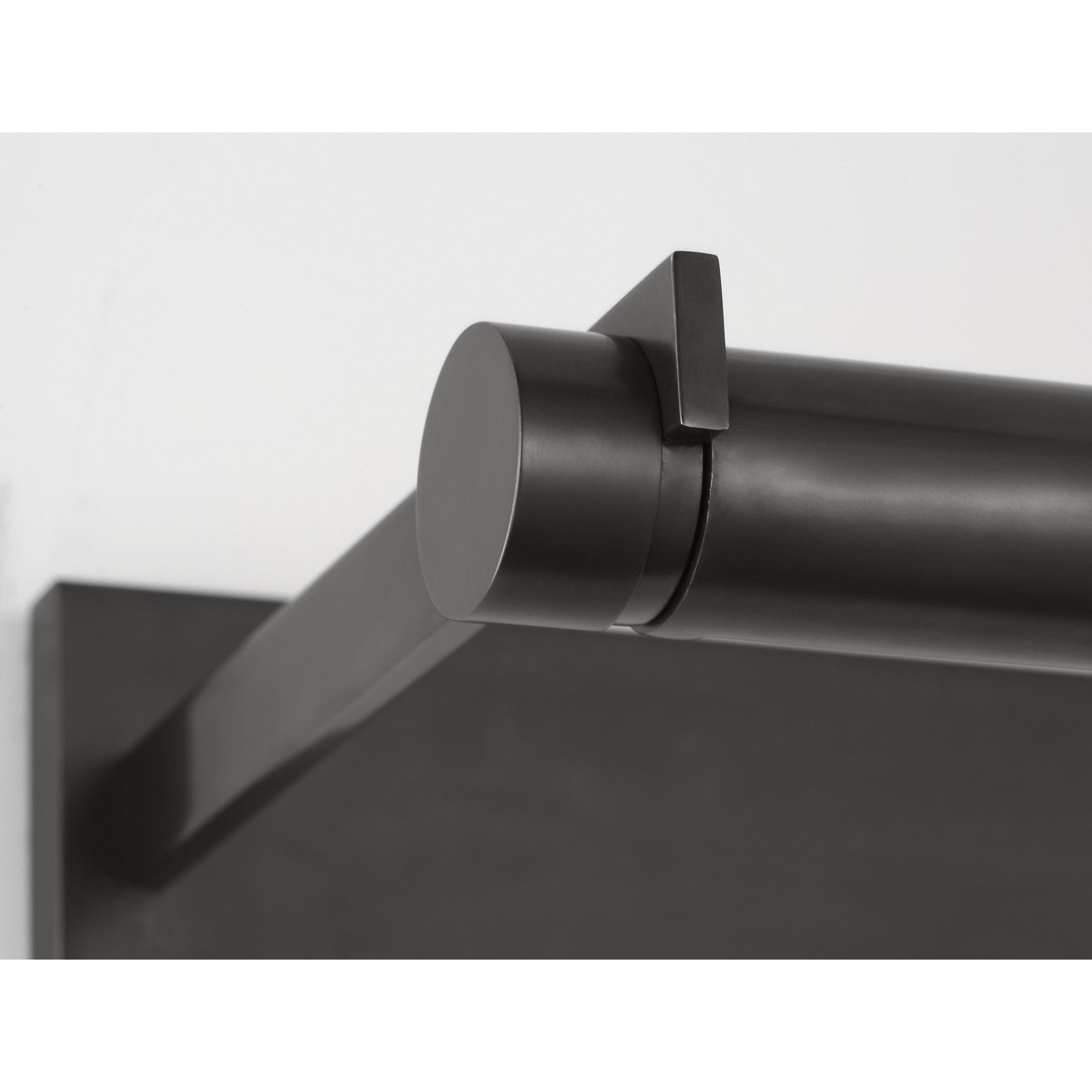 Katan 30 Picture Light - Visual Comfort Modern 2