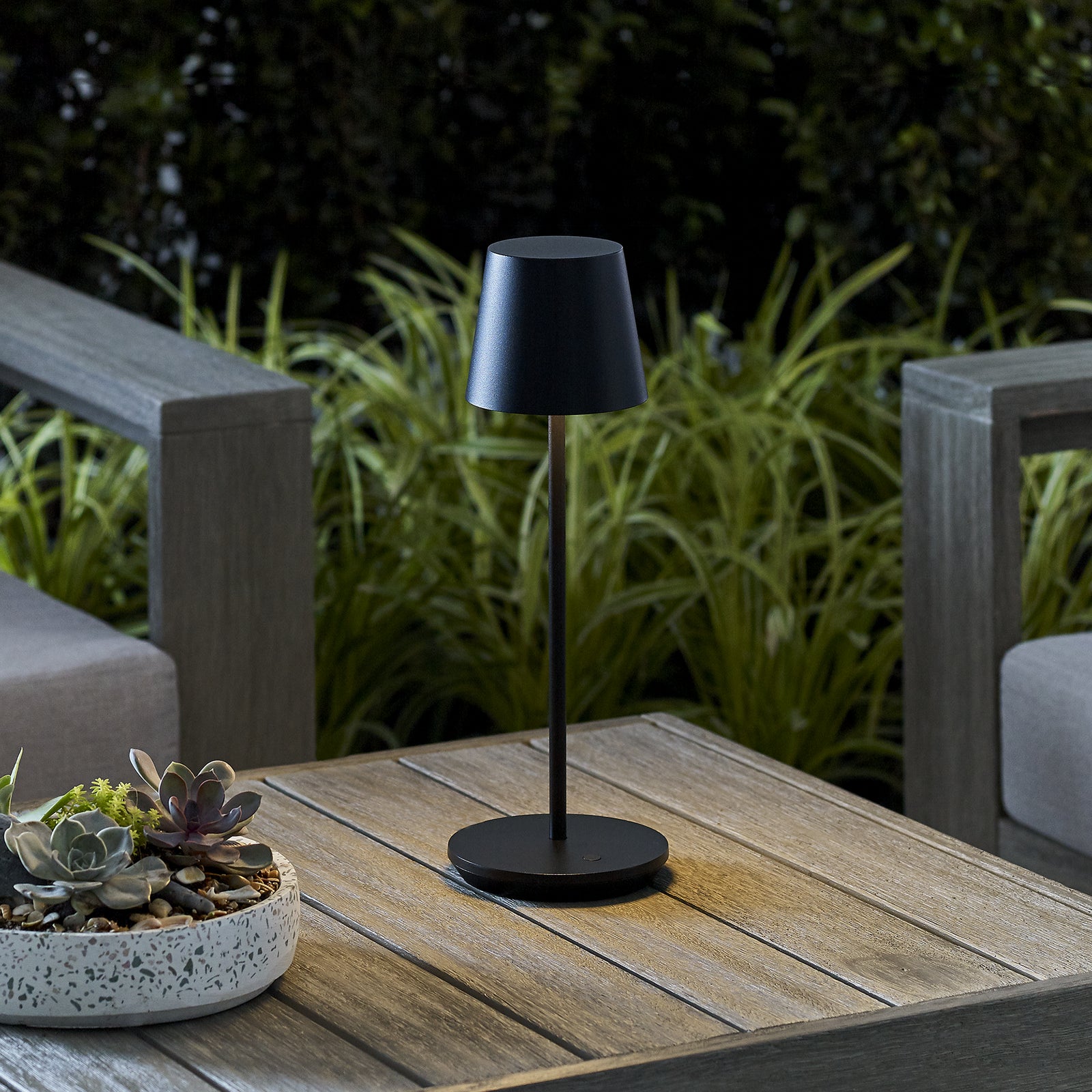 Nevis Accent Rechargeable Table Lamp - Visual Comfort Modern 16