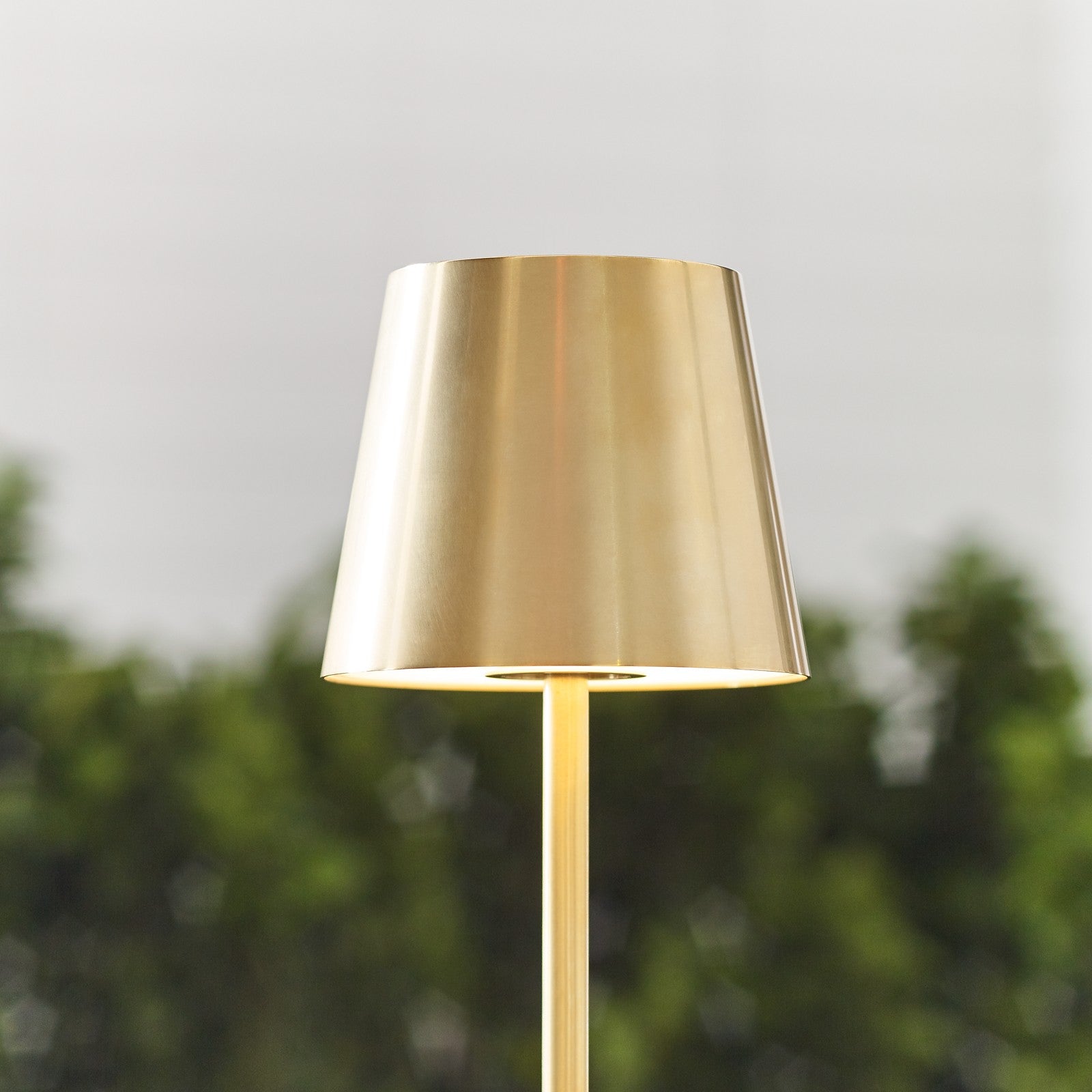 Nevis Accent Rechargeable Table Lamp - Visual Comfort Modern 61