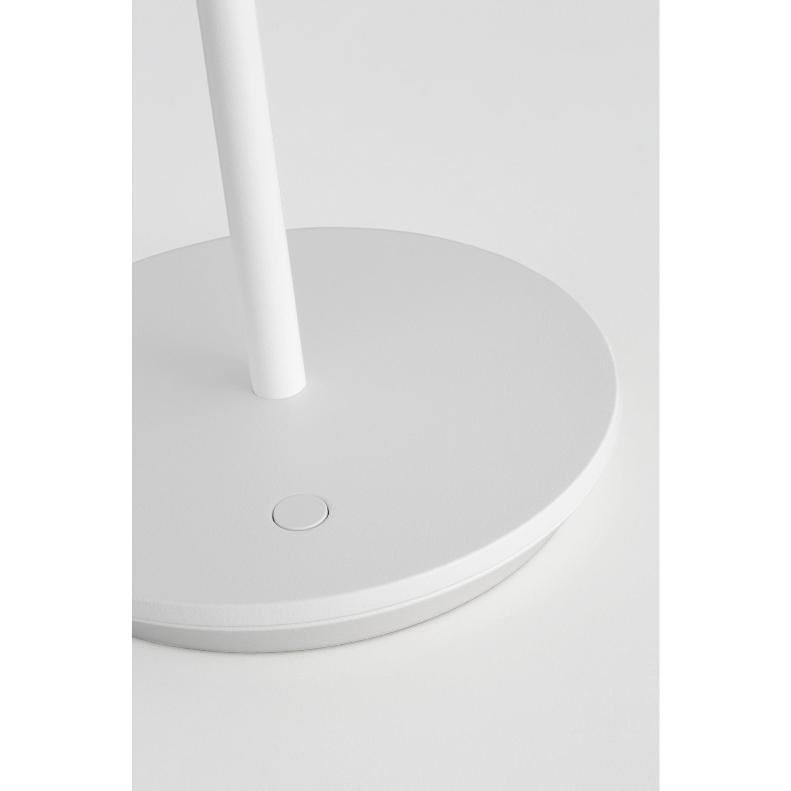 Nevis Accent Rechargeable Table Lamp - Visual Comfort Modern 72