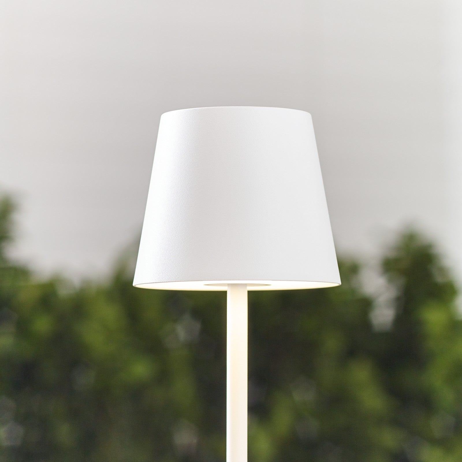 Nevis Accent Rechargeable Table Lamp - Visual Comfort Modern 88