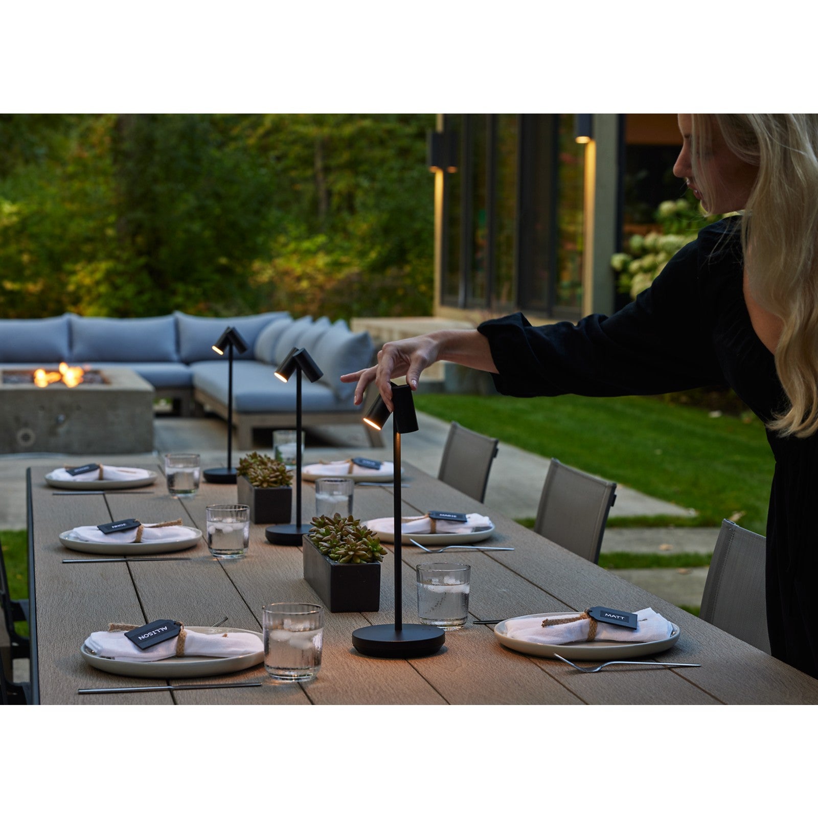 Doppia Accent Rechargeable Table Lamp - Visual Comfort Modern 13
