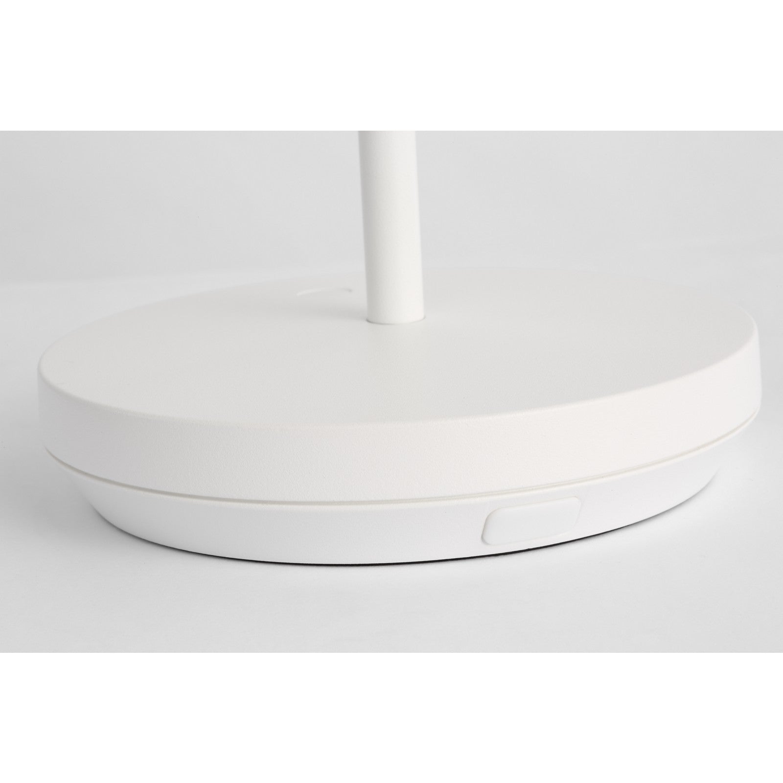Doppia Accent Rechargeable Table Lamp - Visual Comfort Modern 64