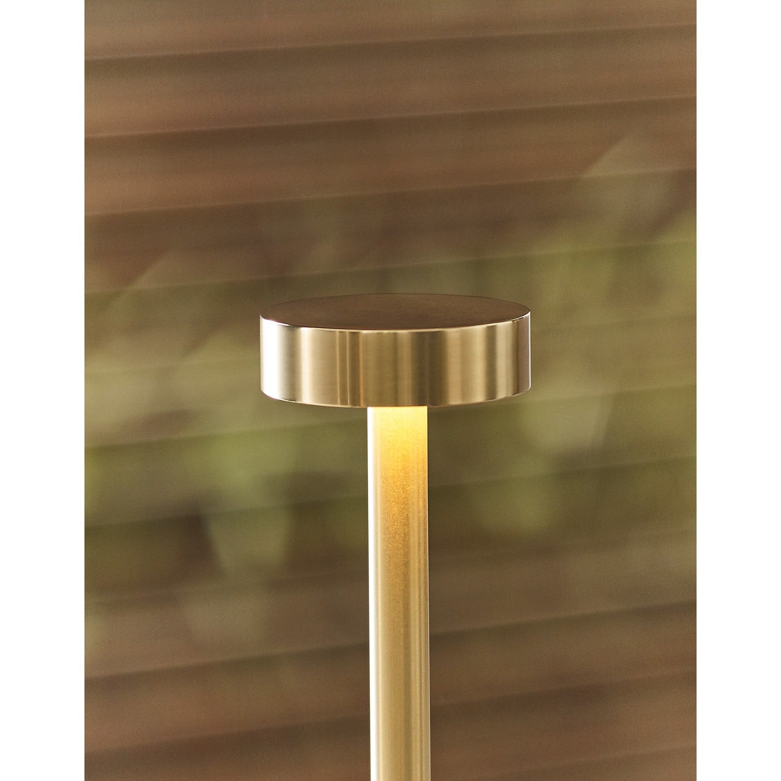 Moneta Accent Rechargeable Table Lamp - Visual Comfort Modern 47