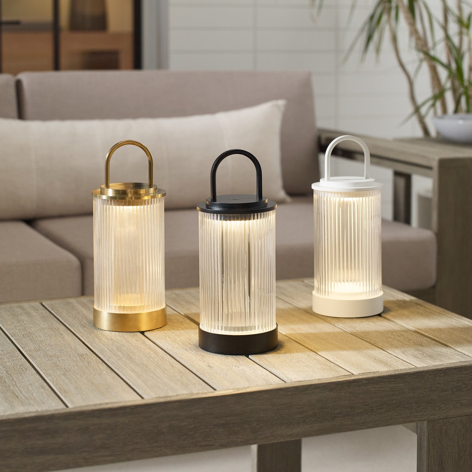 Tawa Accent Rechargeable Table Lamp - Visual Comfort Modern 11
