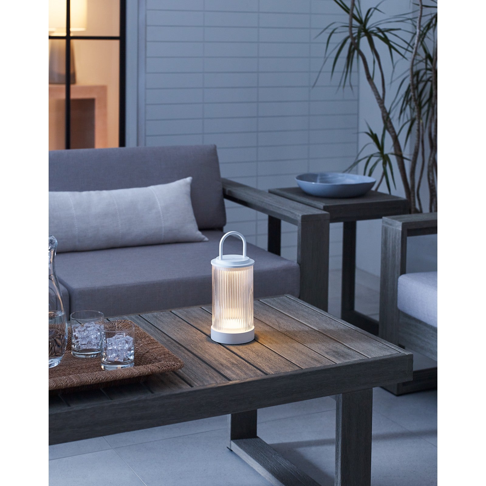 Tawa Accent Rechargeable Table Lamp - Visual Comfort Modern 79