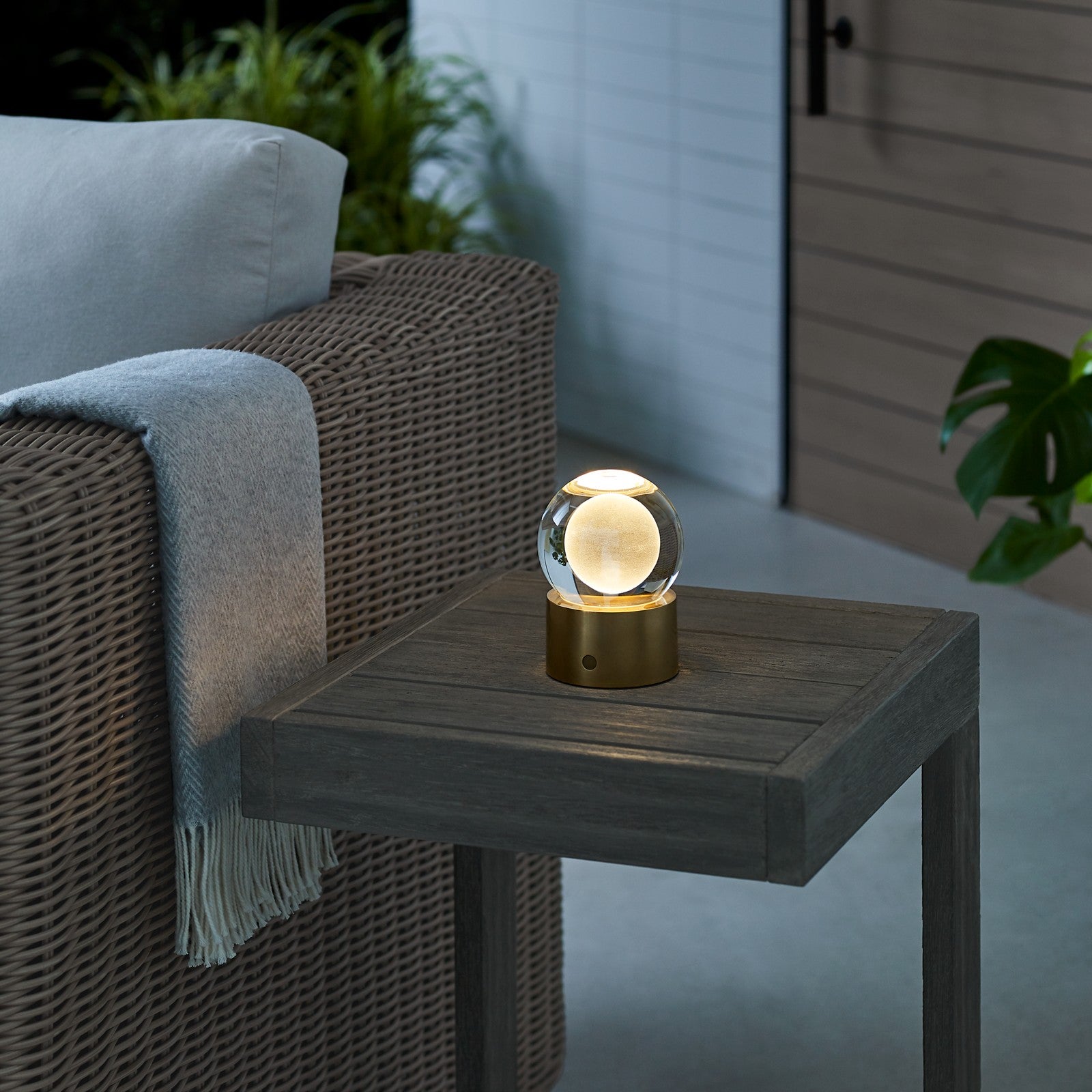 Mina Accent Rechargeable Table Lamp - Visual Comfort Modern 49