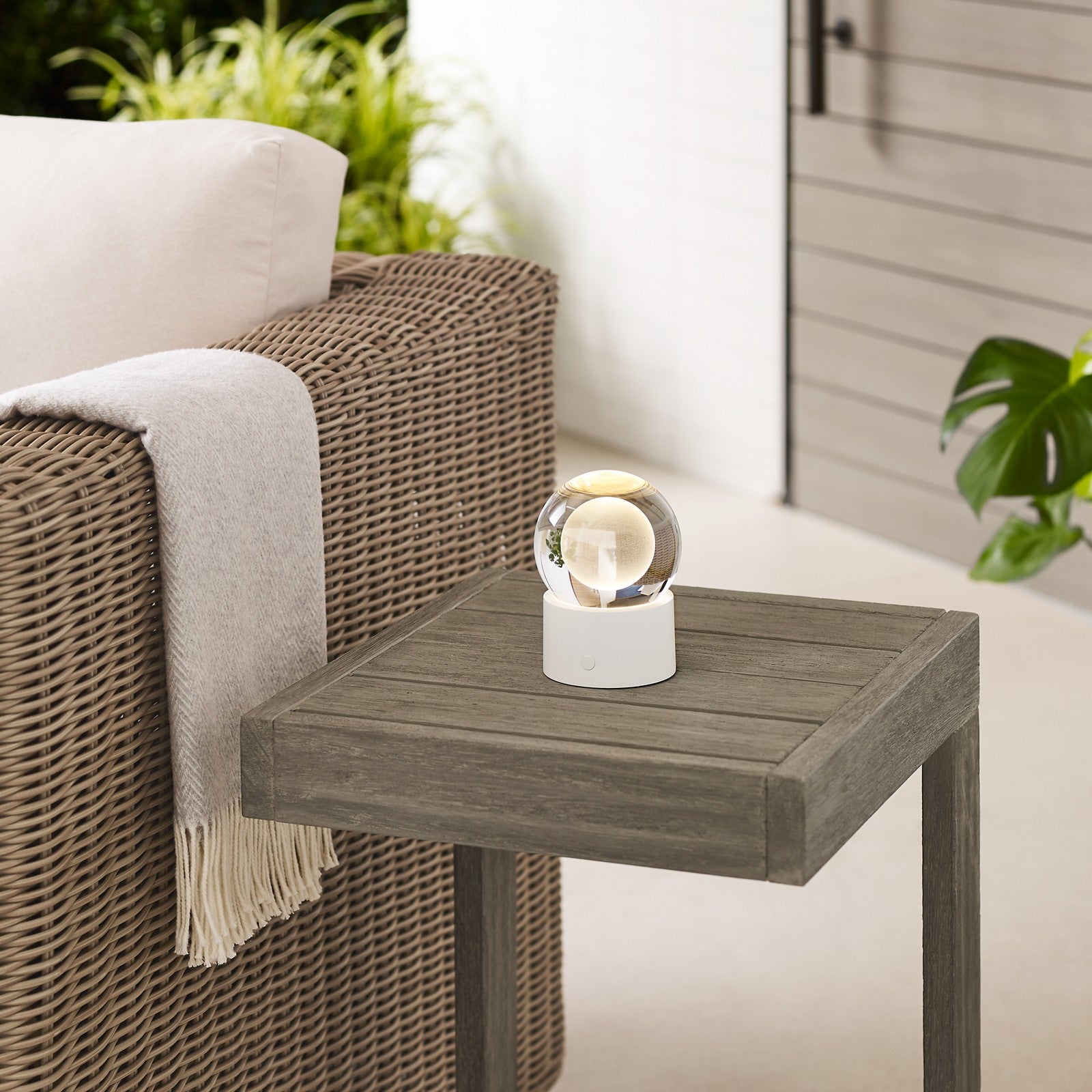 Mina Accent Rechargeable Table Lamp - Visual Comfort Modern 60