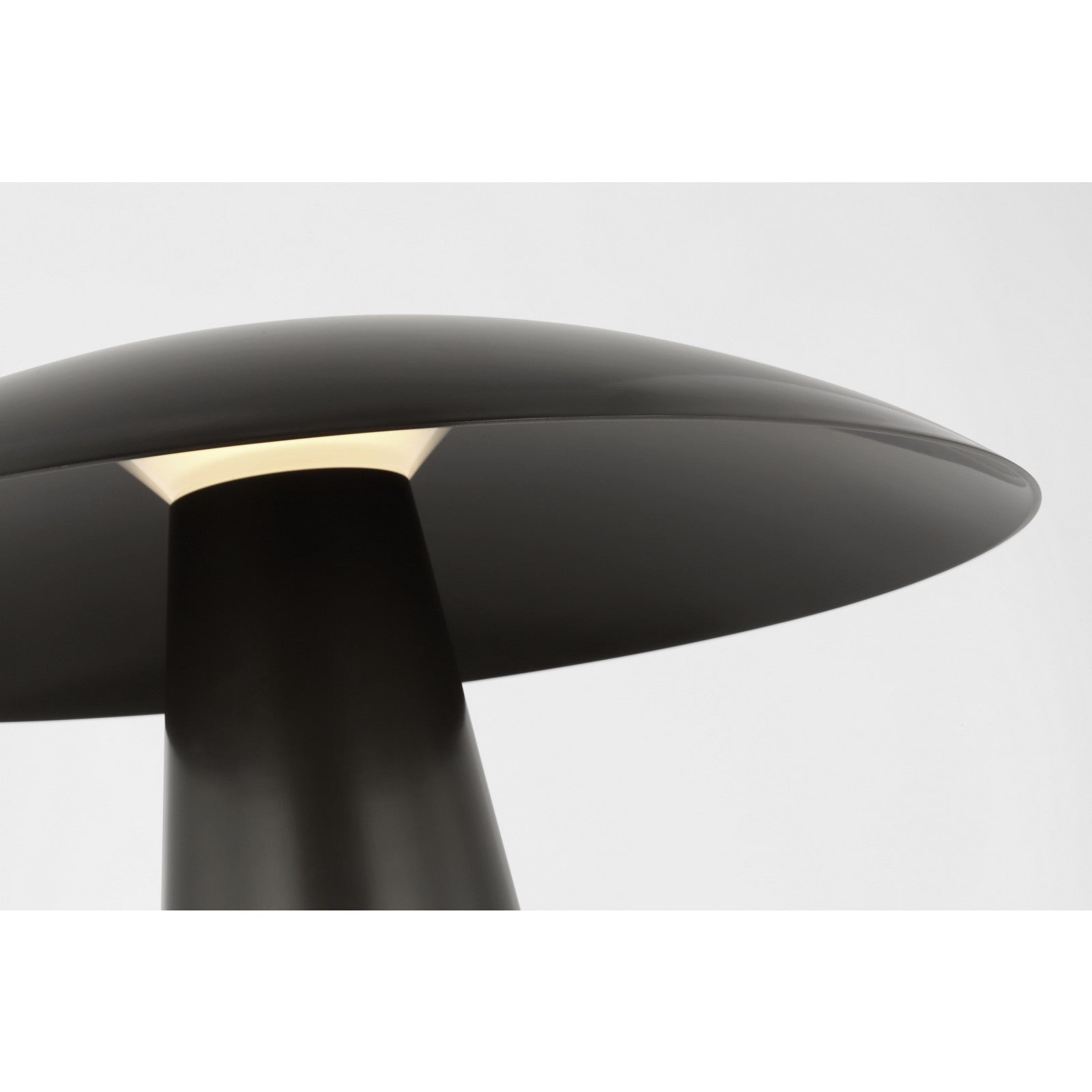 Aegis Medium Table Lamp - Visual Comfort Modern 5