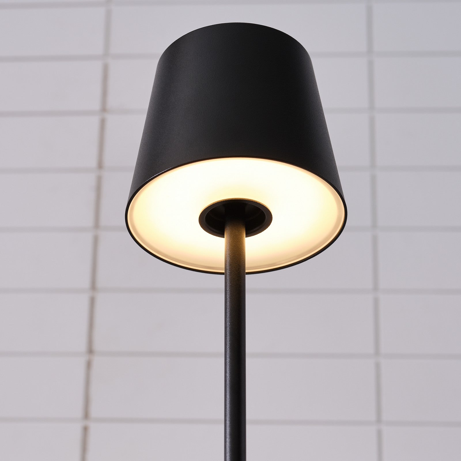 Nevis Short Accent Rechargeable Table Lamp - Visual Comfort Modern 6