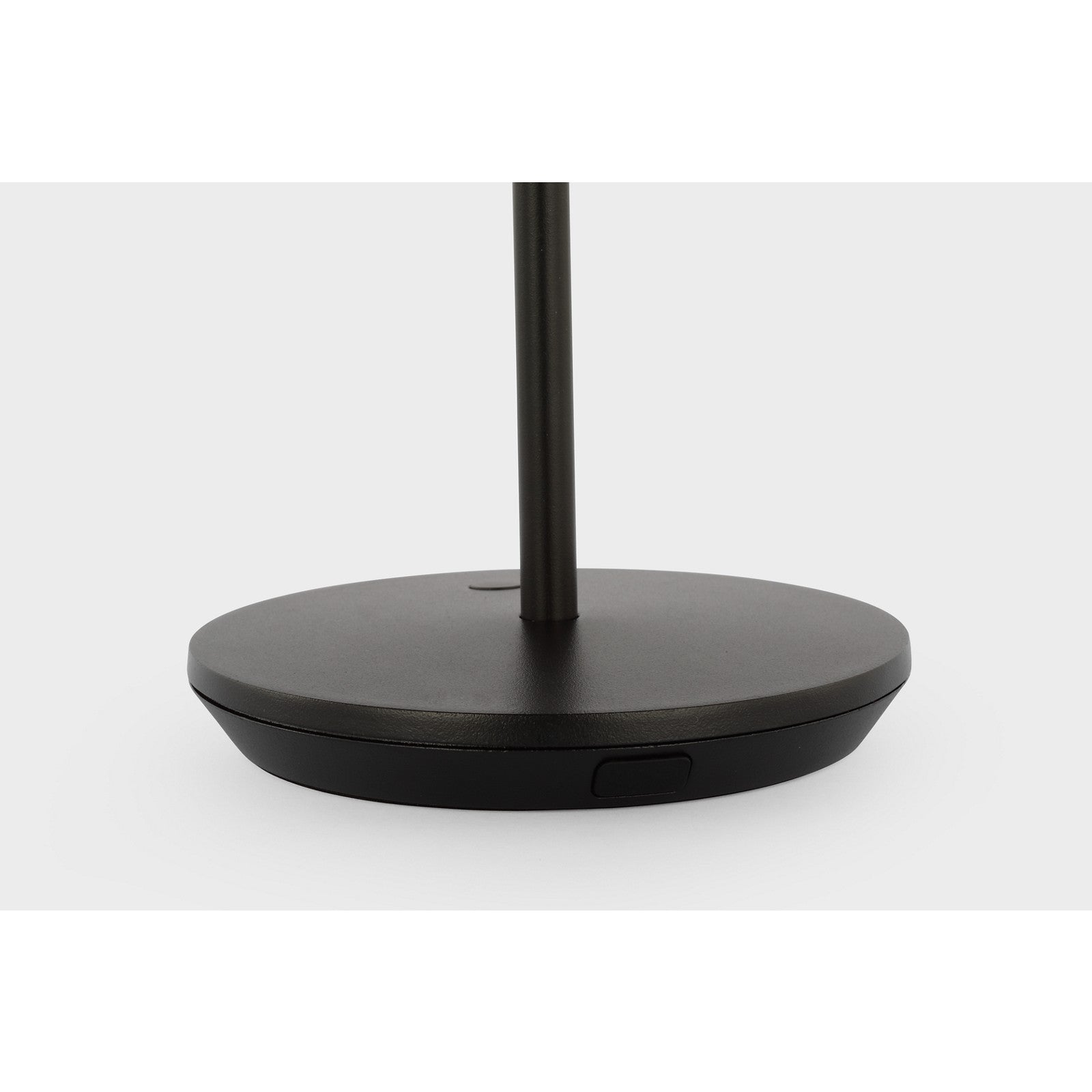 Nevis Short Accent Rechargeable Table Lamp - Visual Comfort Modern 11