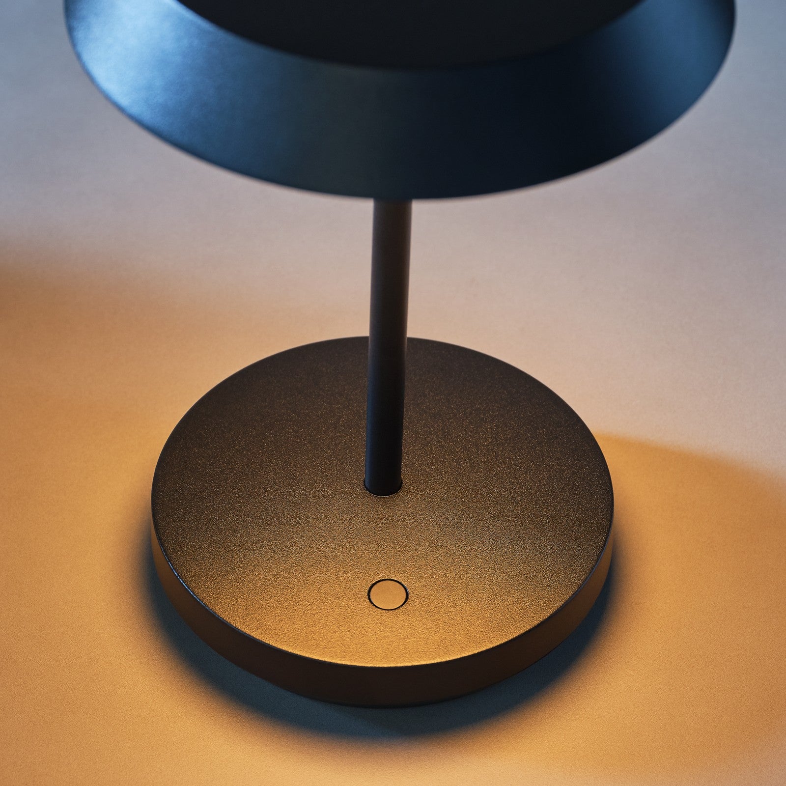 Tepa Short Accent Rechargeable Table Lamp - Visual Comfort Modern 10