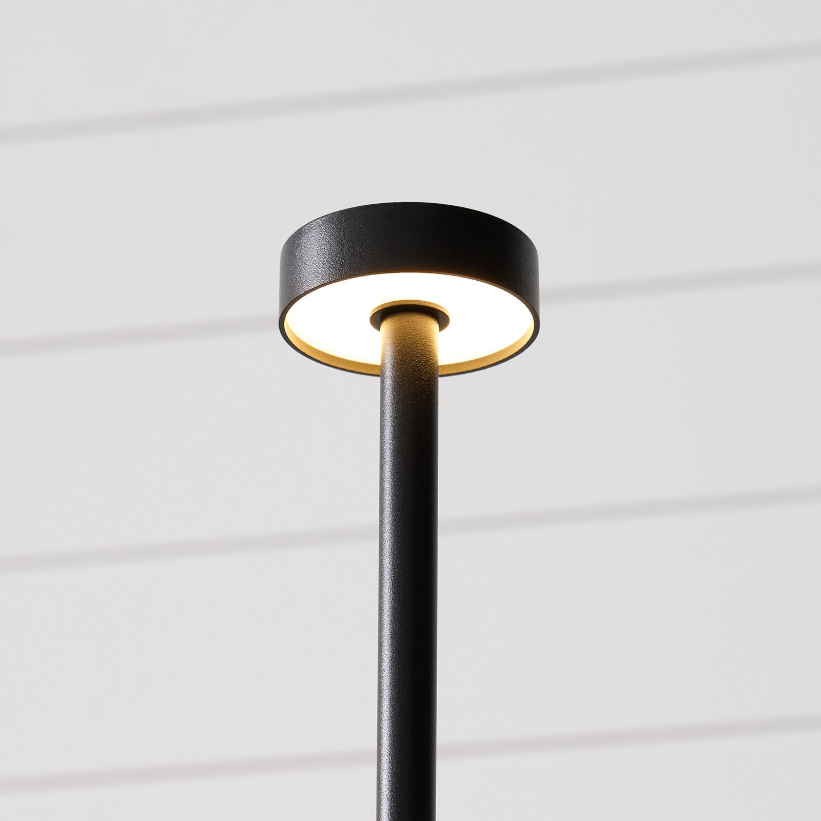 Moneta Short Accent Rechargeable Table Lamp - Visual Comfort Modern 12