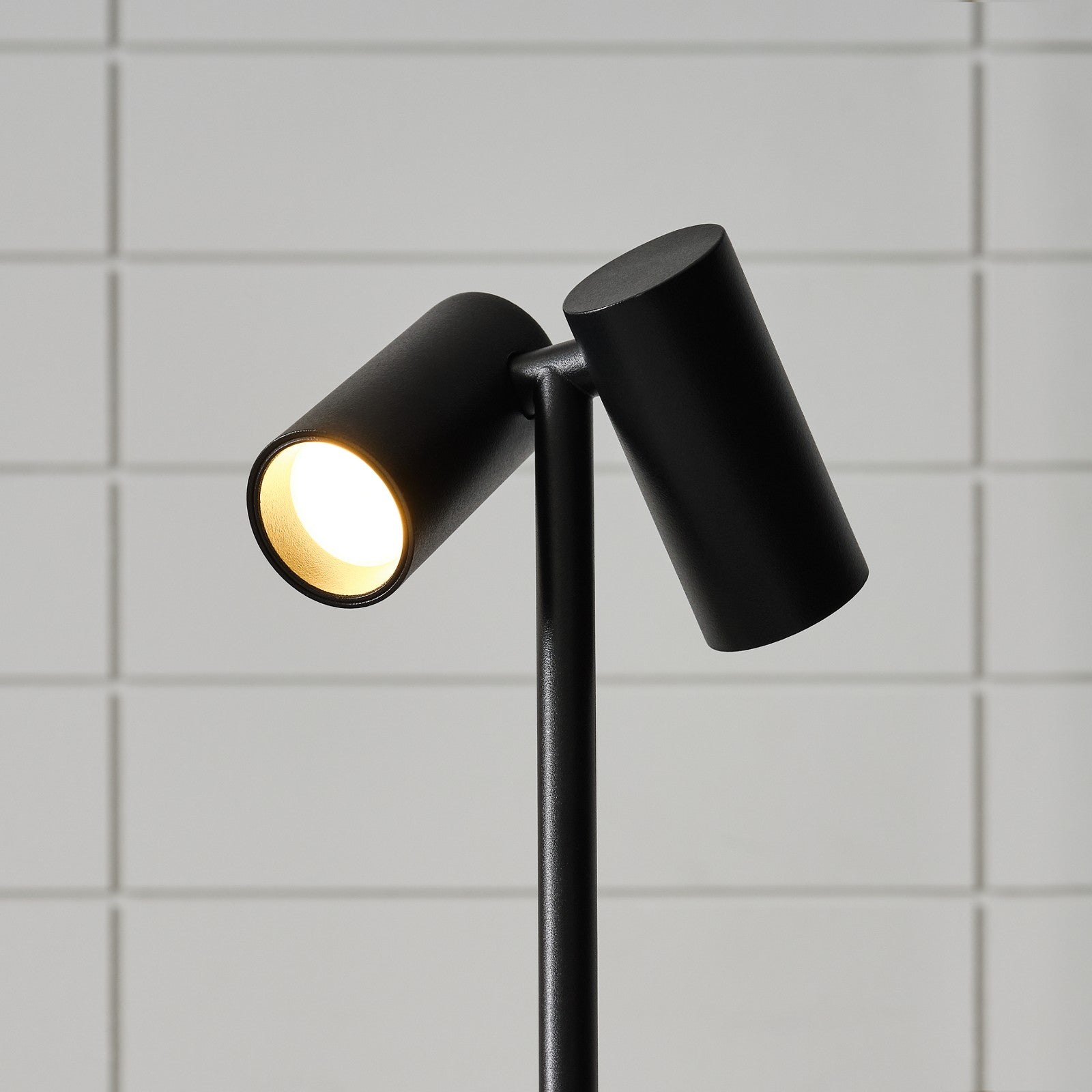 Doppia Short Accent Rechargeable Table Lamp - Visual Comfort Modern 9