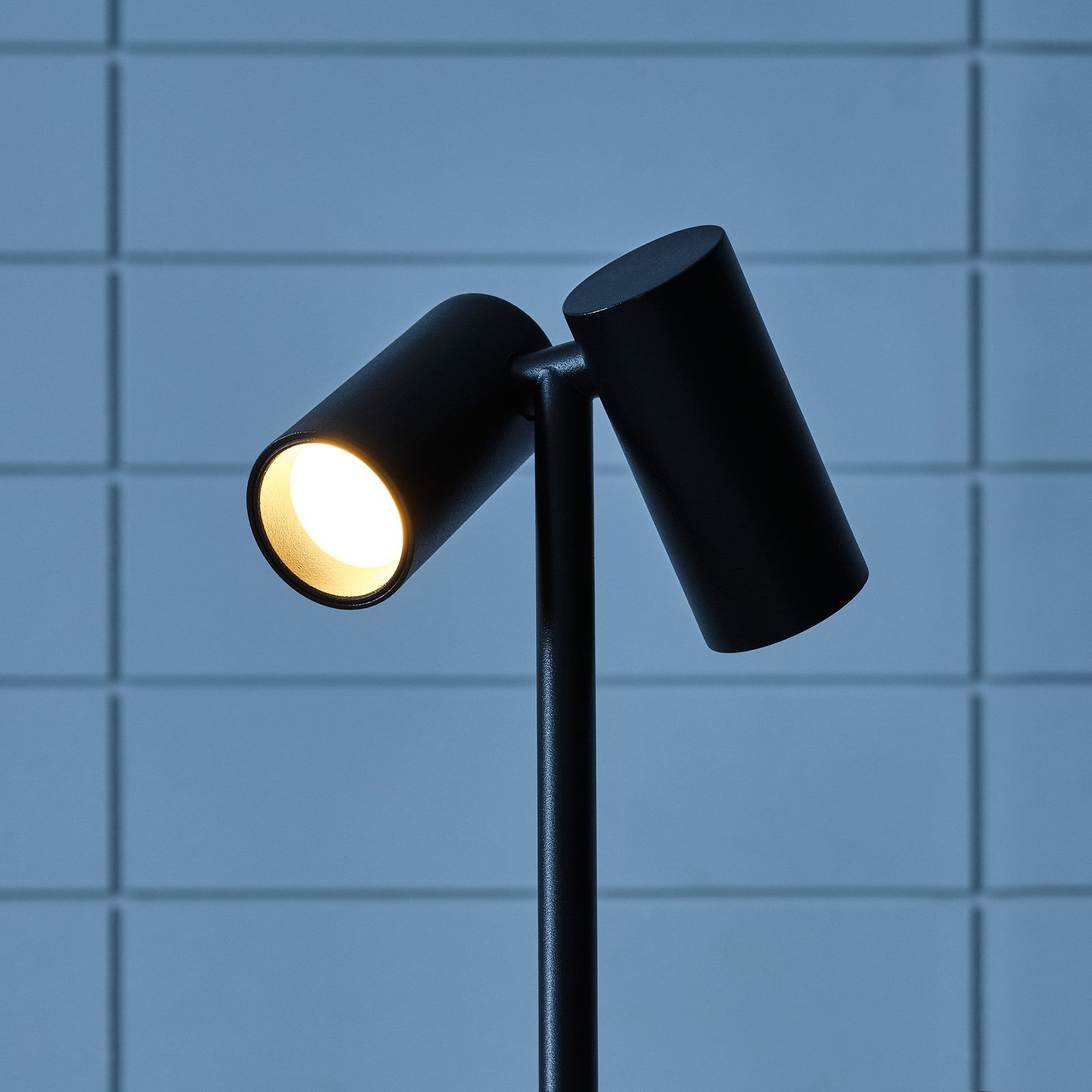 Doppia Short Accent Rechargeable Table Lamp - Visual Comfort Modern 10