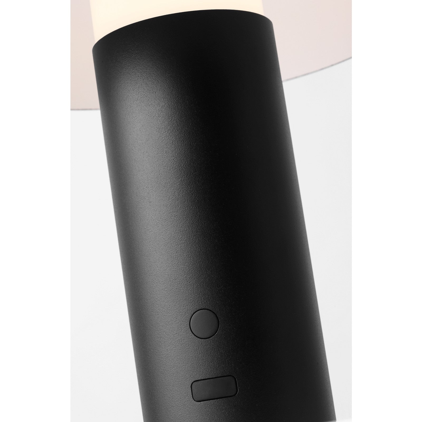 Louver 9 Rechargeable Table Lamp - Visual Comfort Modern 4