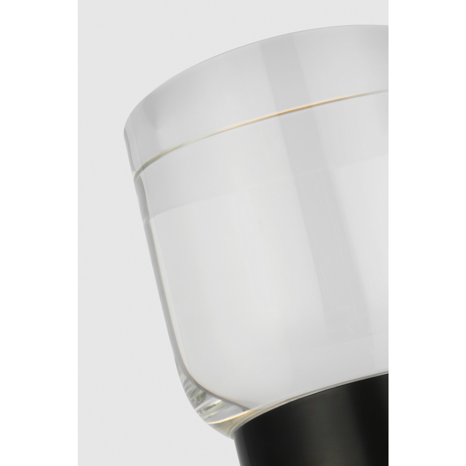 Caspe 7 Rechargeable Table Lamp - Visual Comfort Modern 9