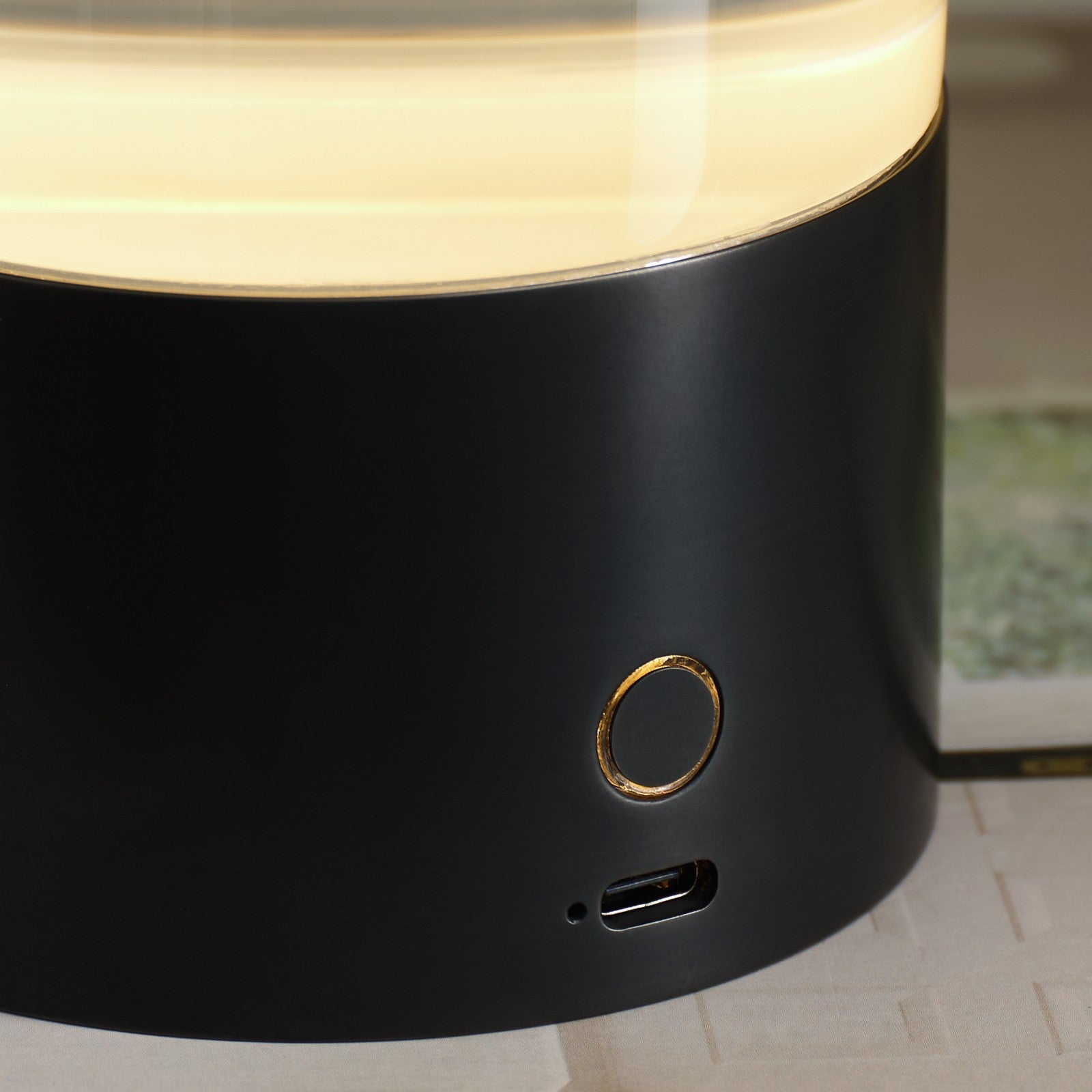 Caspe 6 Rechargeable Table Lamp - Visual Comfort Modern 14