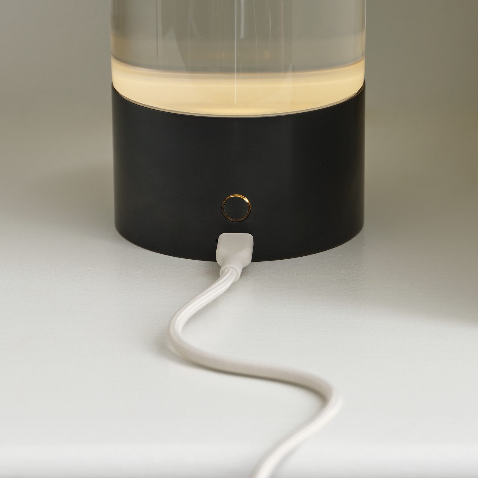 Caspe 6 Rechargeable Table Lamp - Visual Comfort Modern 10
