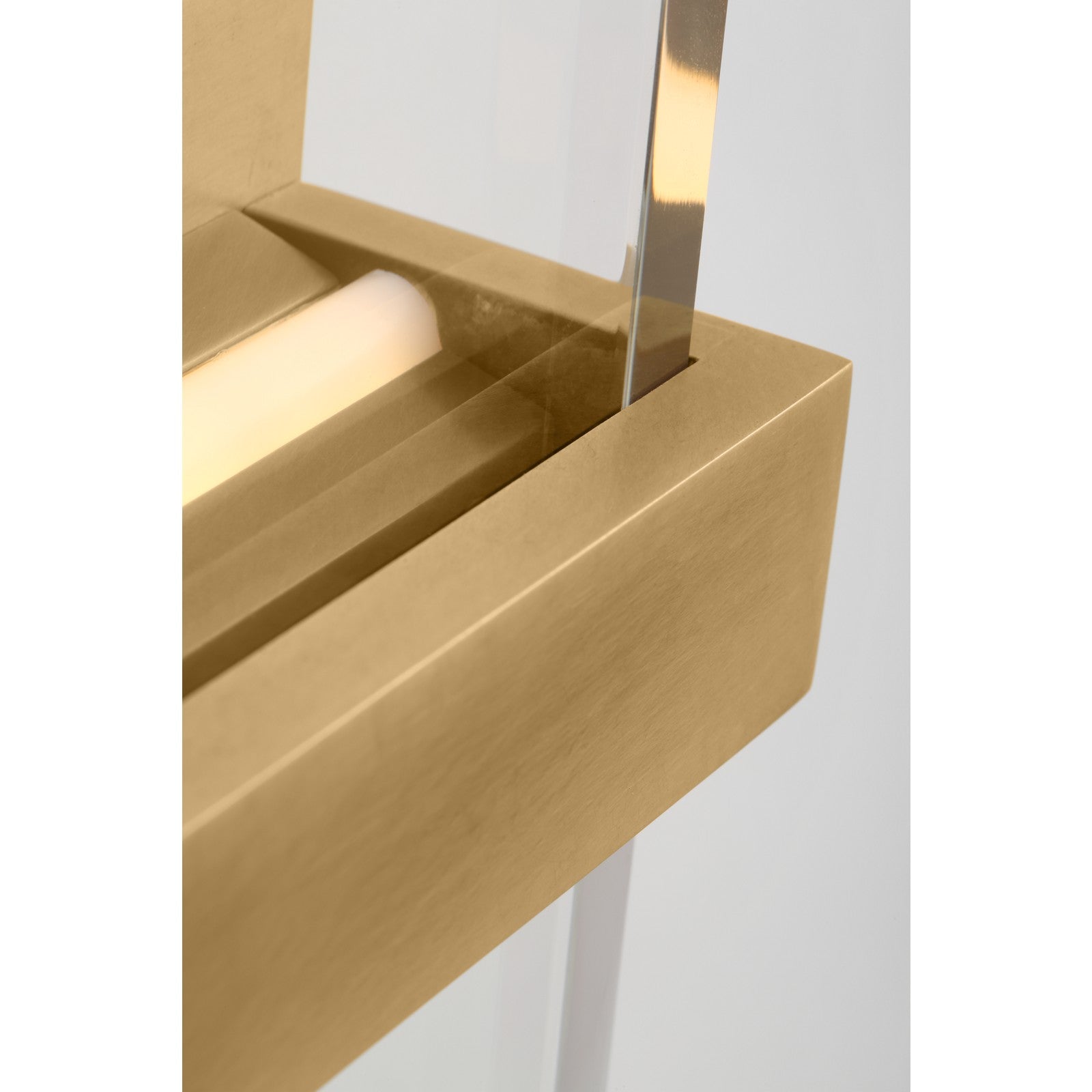 Flyta Medium Sconce - Visual Comfort Modern 5