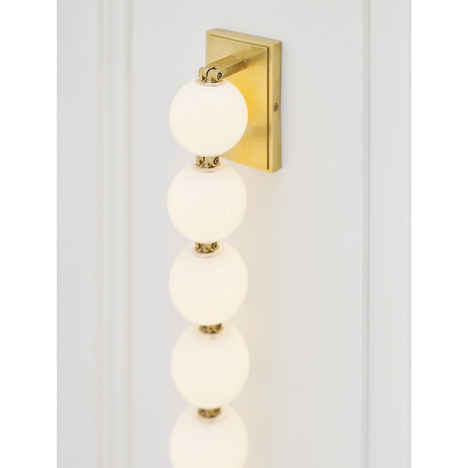 Perle 28 Sconce - Visual Comfort Modern 16