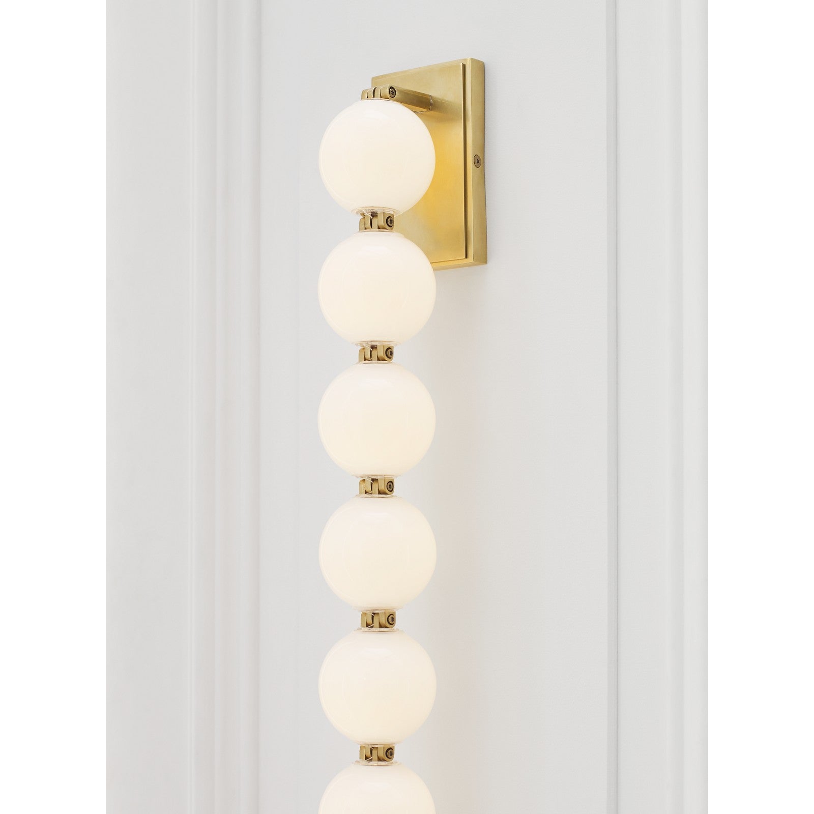 Perle 28 Sconce - Visual Comfort Modern 18
