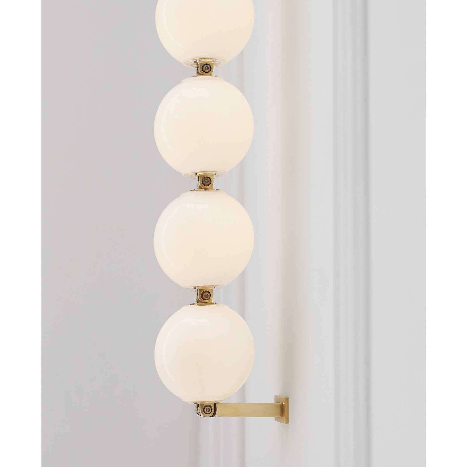 Perle 28 Sconce - Visual Comfort Modern 19