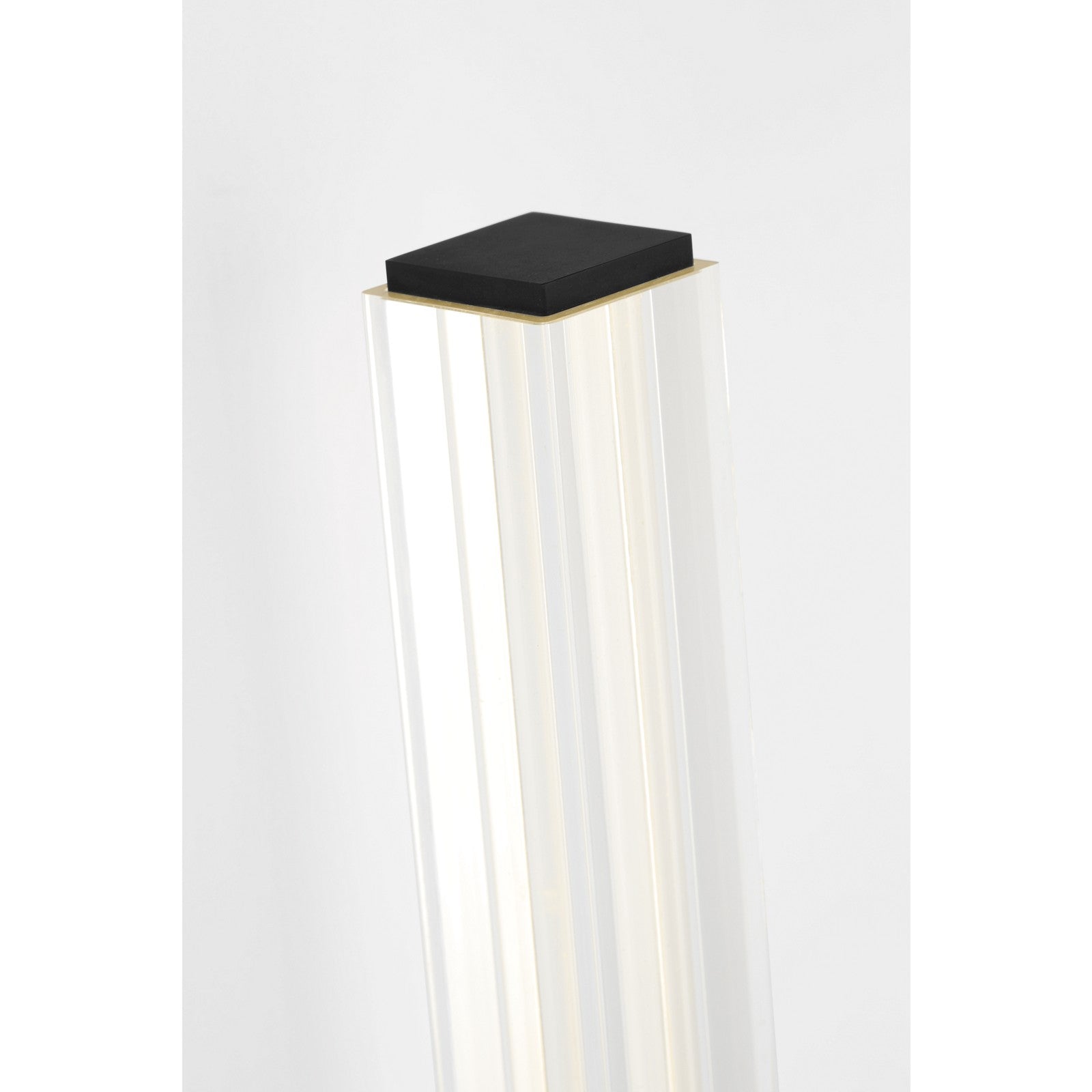 Reiya Square 13 Sconce - Visual Comfort Modern 3