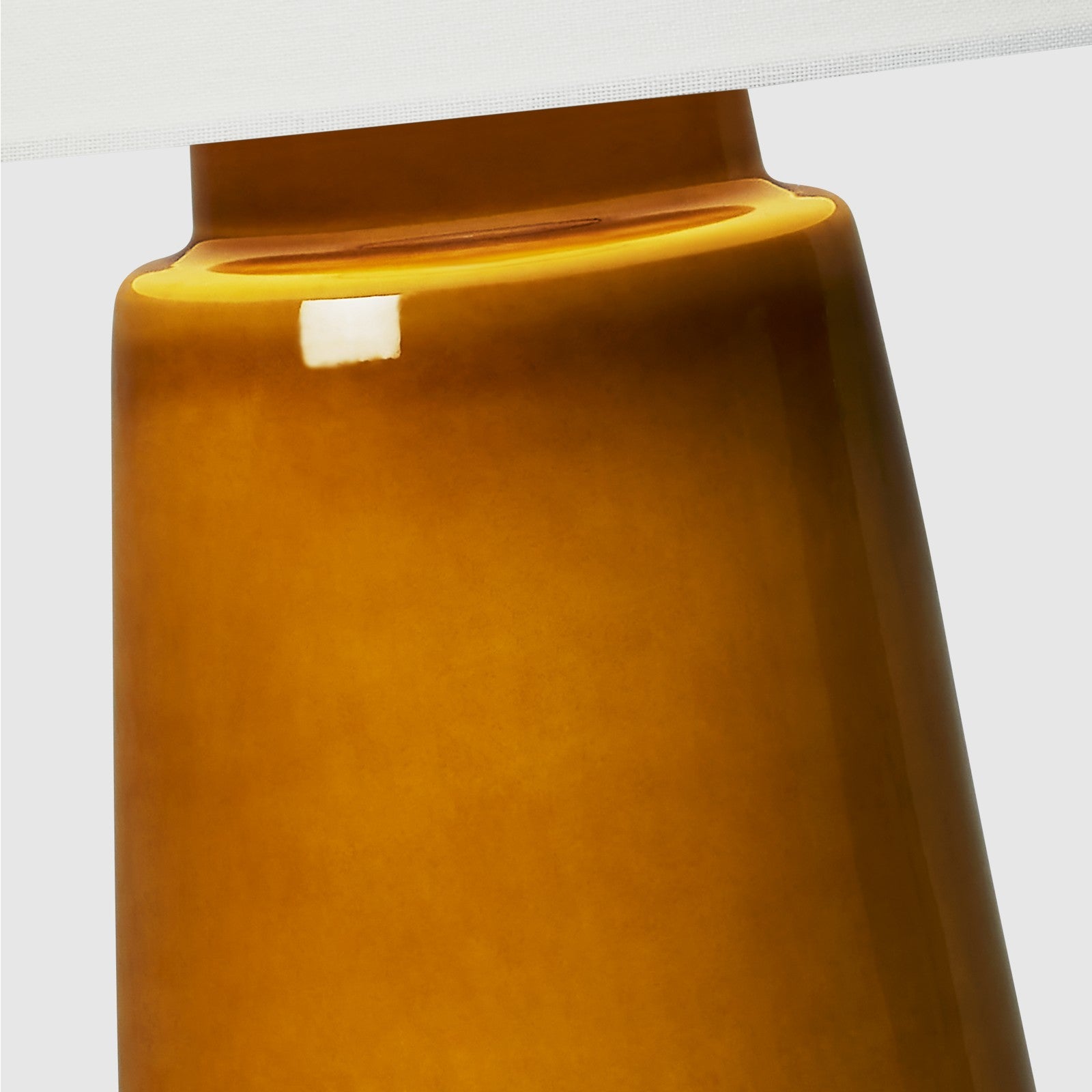 Vessel Medium Table Lamp Olive Bulbs Inc - Visual Comfort Table Lamps