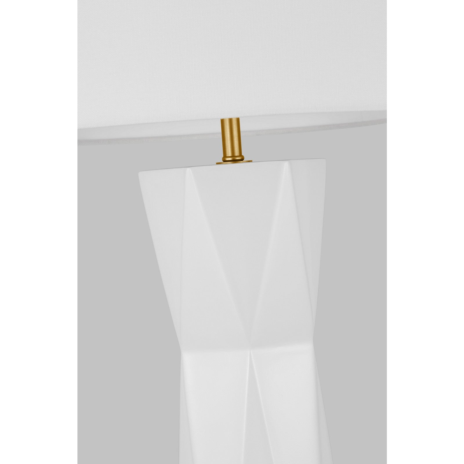 Fernwood Medium Table Lamp Gloss White Bulbs Inc - Visual Comfort Table Lamps