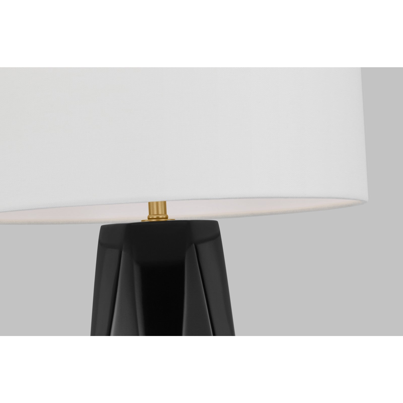 Moresby Medium Table Lamp Gloss White Bulbs Inc - Visual Comfort Table Lamps