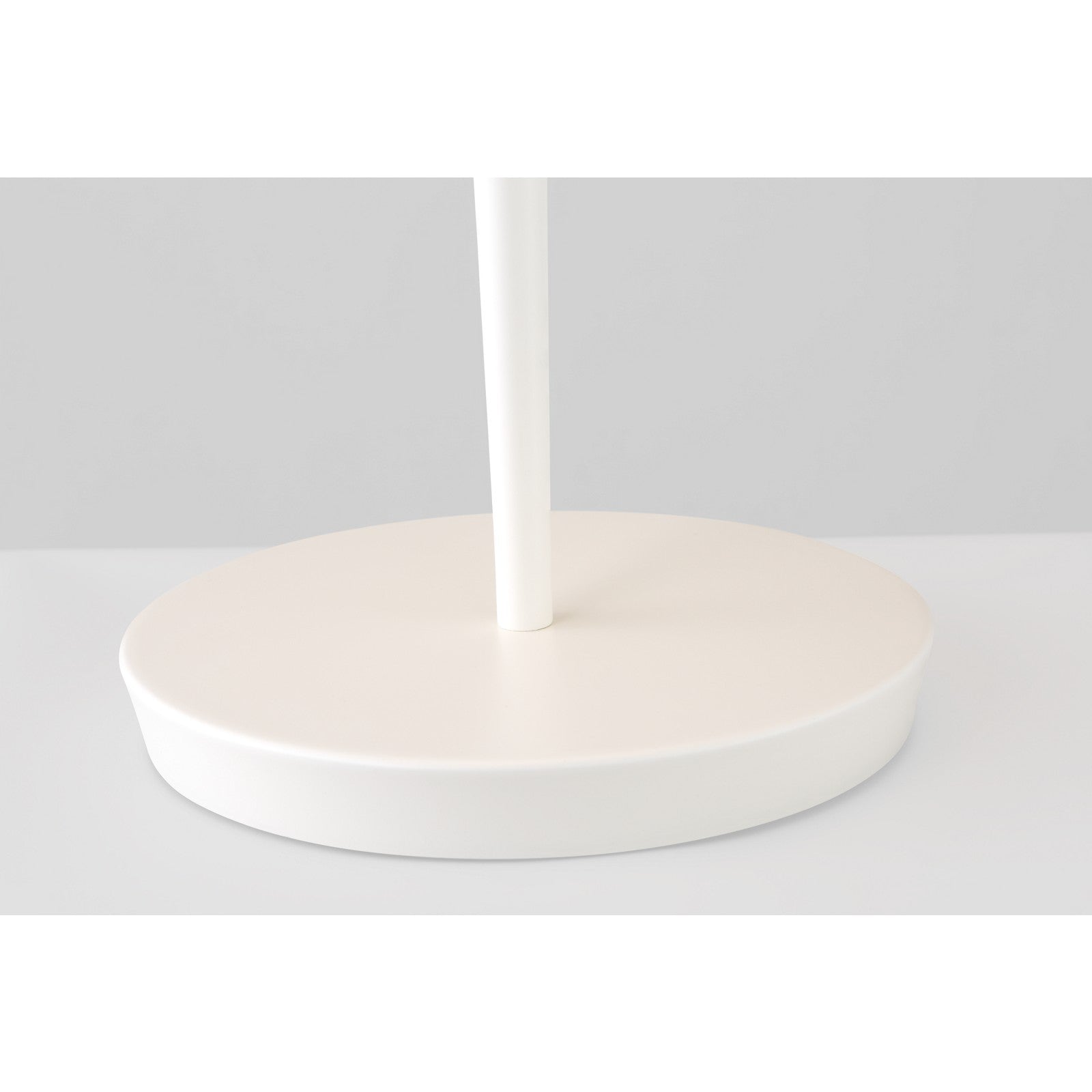 Contra Medium Table Lamp Soft Linen - Kelly Wearstler Table Lamps