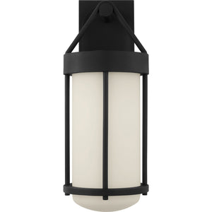 Otis 22" Wall Lantern in Textured Black - Visual Comfort Outdoor Lighting