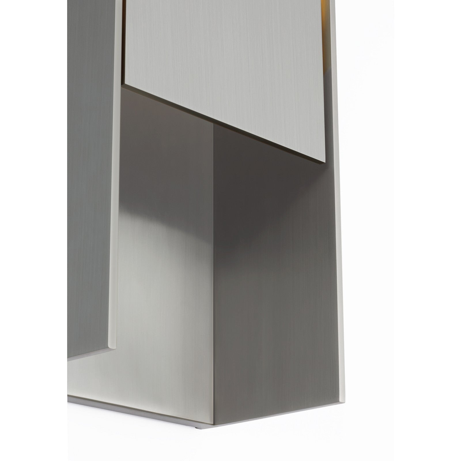 Align 15" Shielded Wall Light - Visual Comfort Outdoor Lighting