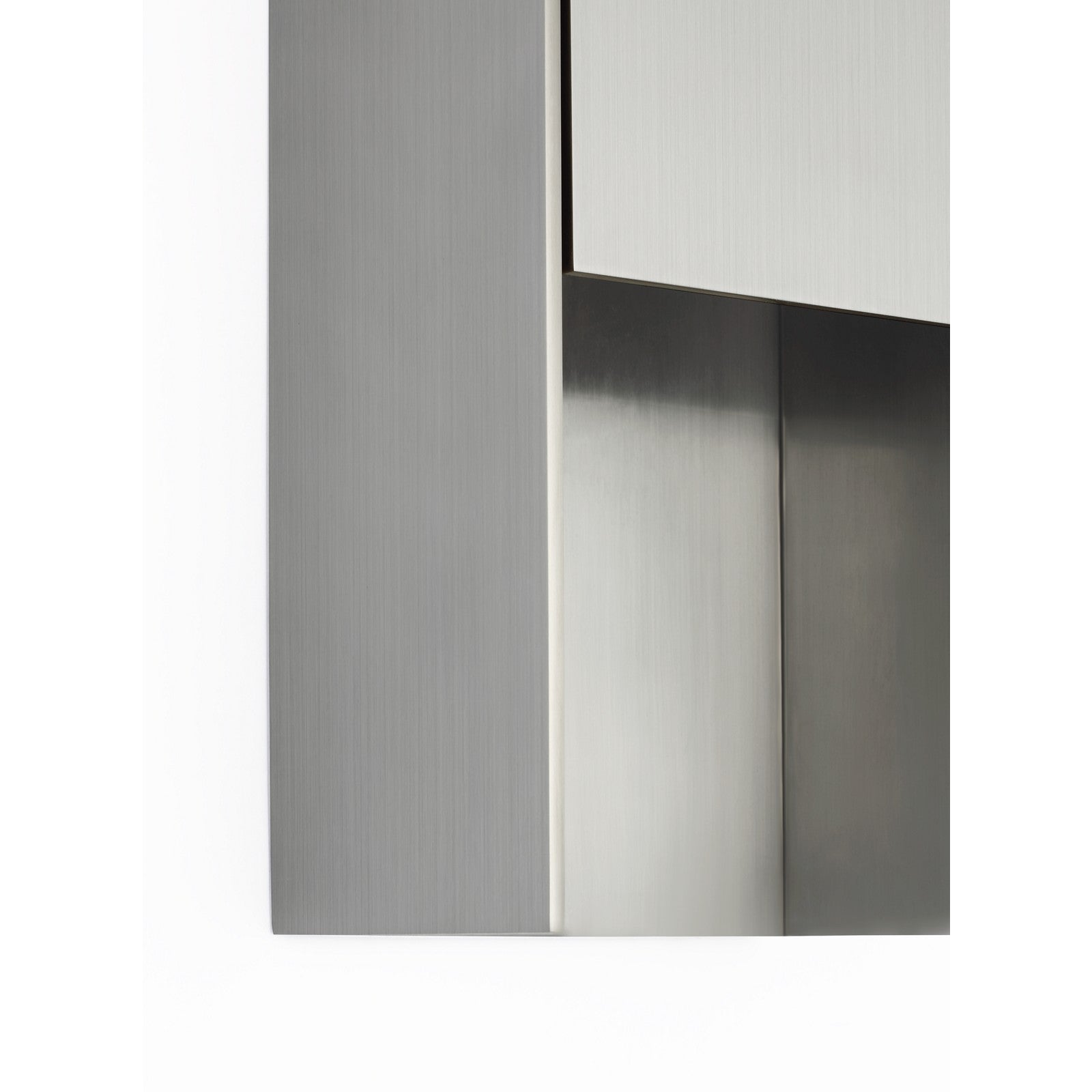 Align 32" Shielded Wall Light - Visual Comfort Outdoor Lighting