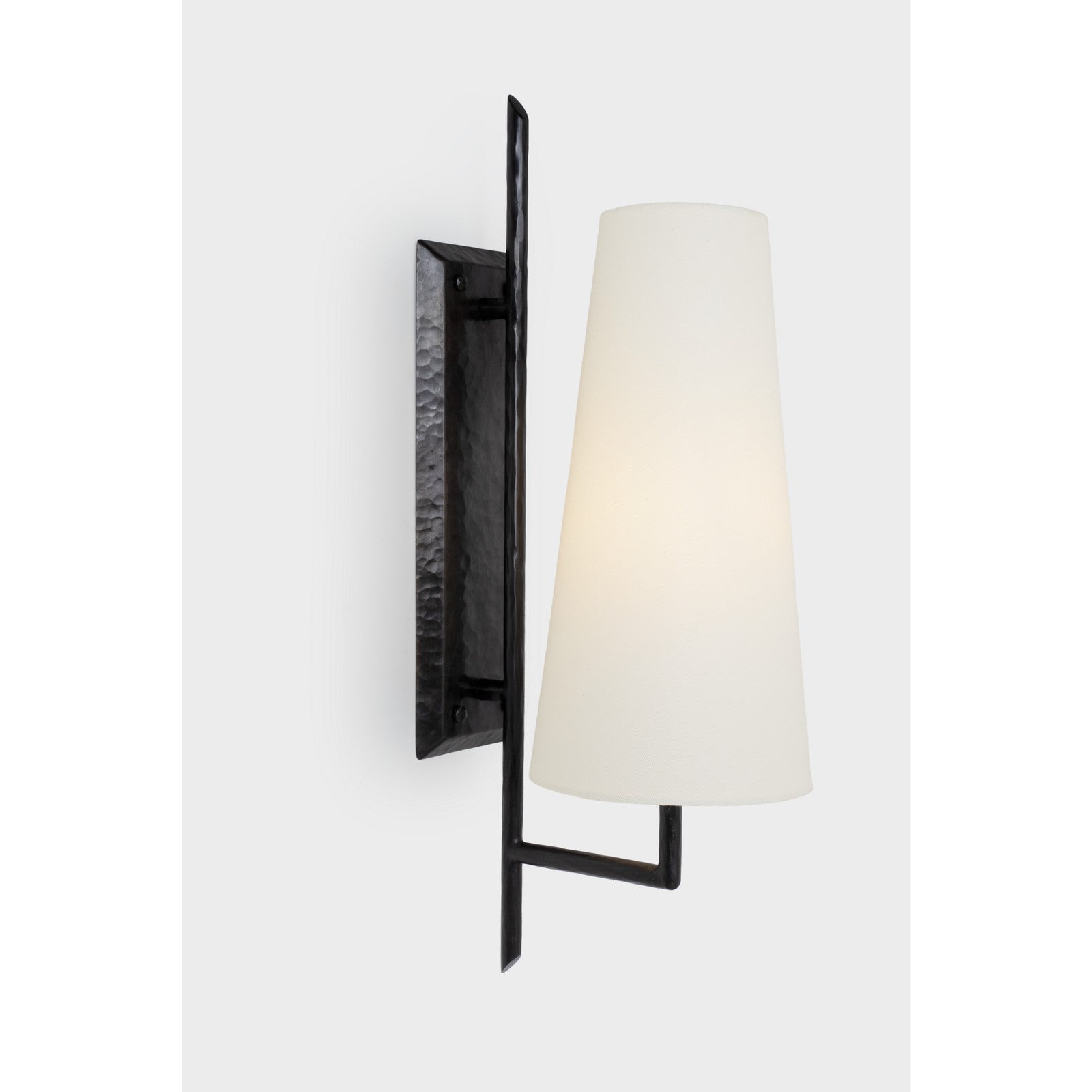 Ashton Large Single Sculpted Sconce - Visual Comfort Wall Lights