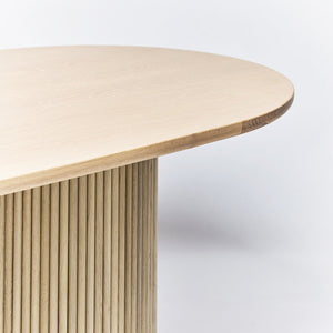 Laurel Oval Dining Table - Saddle