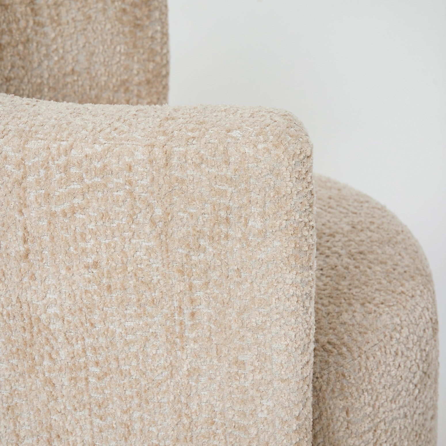 Willa Swivel Lounge Chair