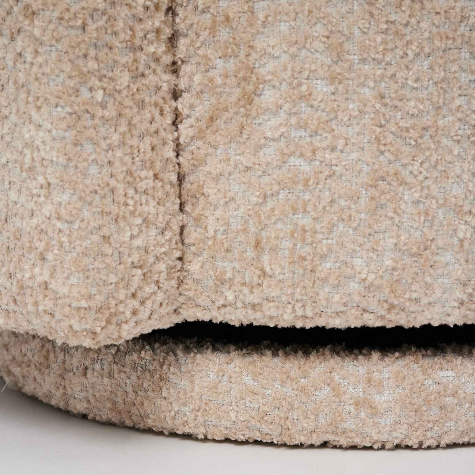 Willa Swivel Lounge Chair