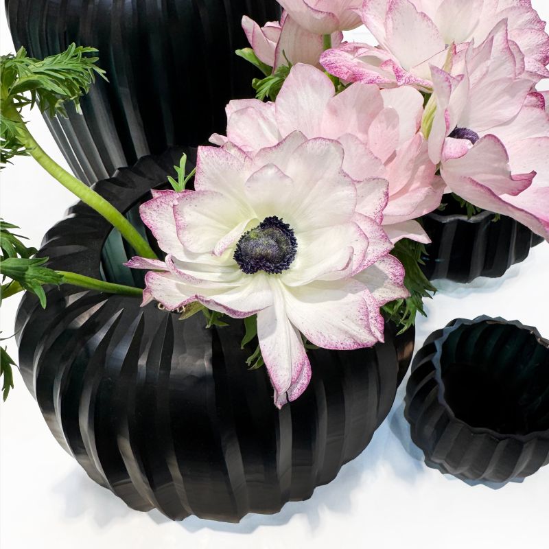 Manakara Vase Dark Indigo