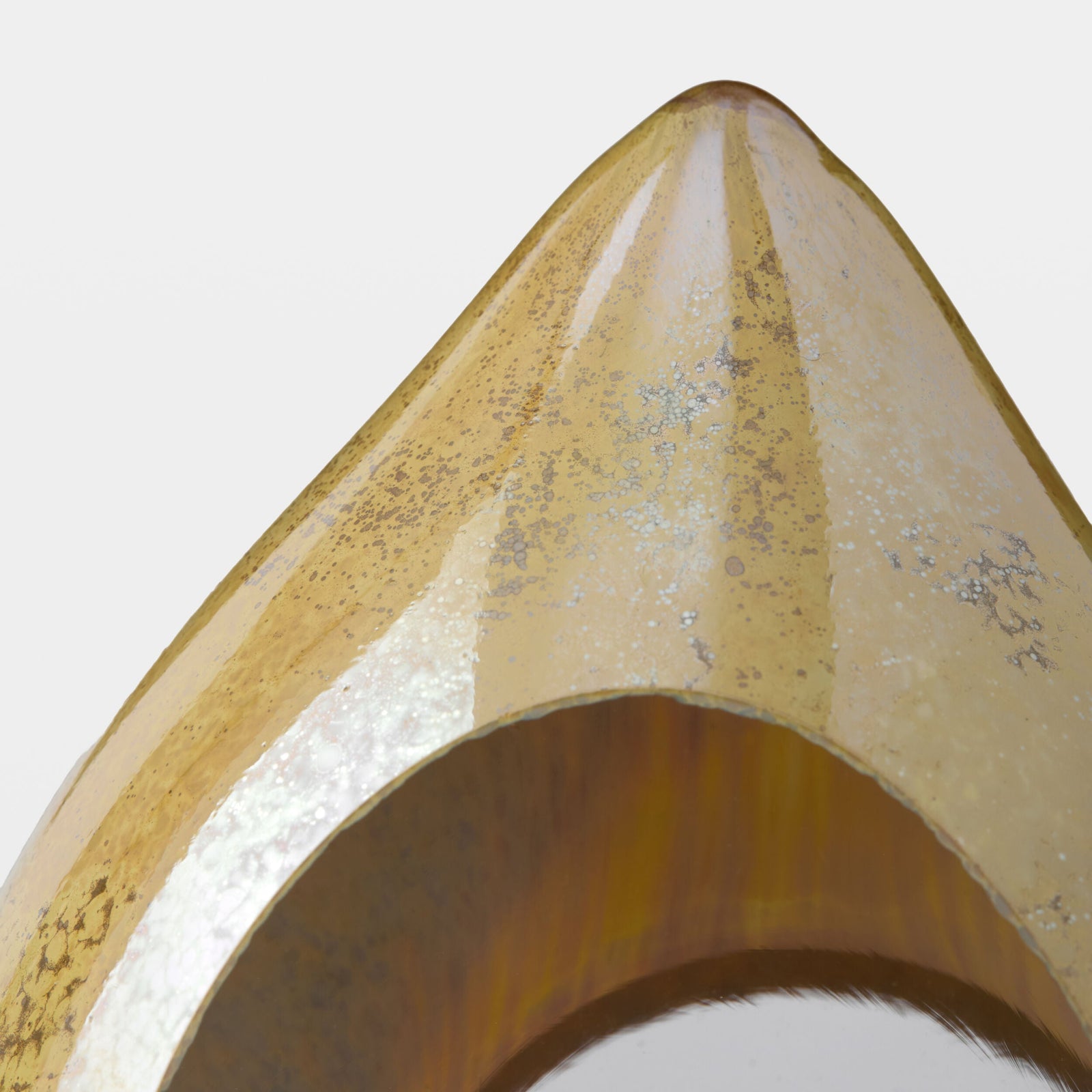 Global Views Abstract Sculpture – corner view