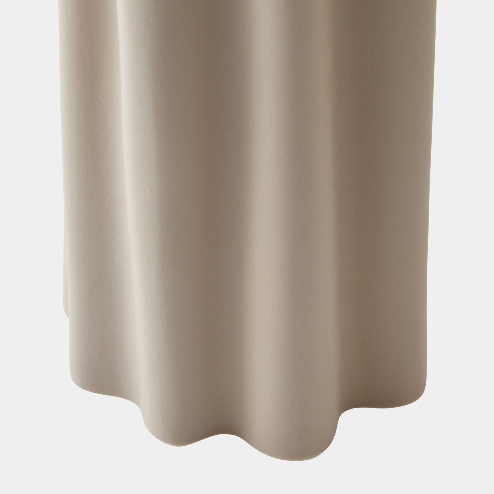 Global Views Cirrus Vase Putty 12" H – base detail