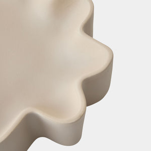 Global Views Cirrus Bowl Putty – corner view