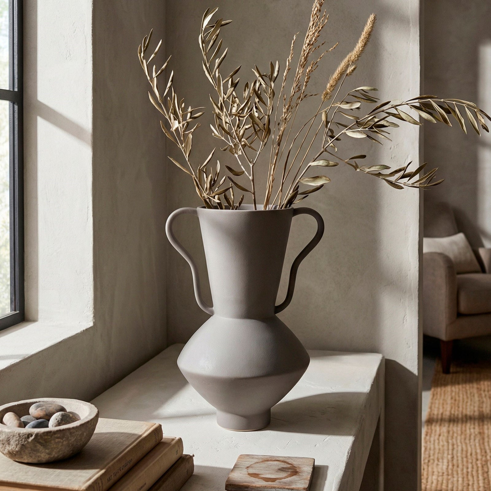 Global Views Ruffle Vase with Handles Clay – room setting