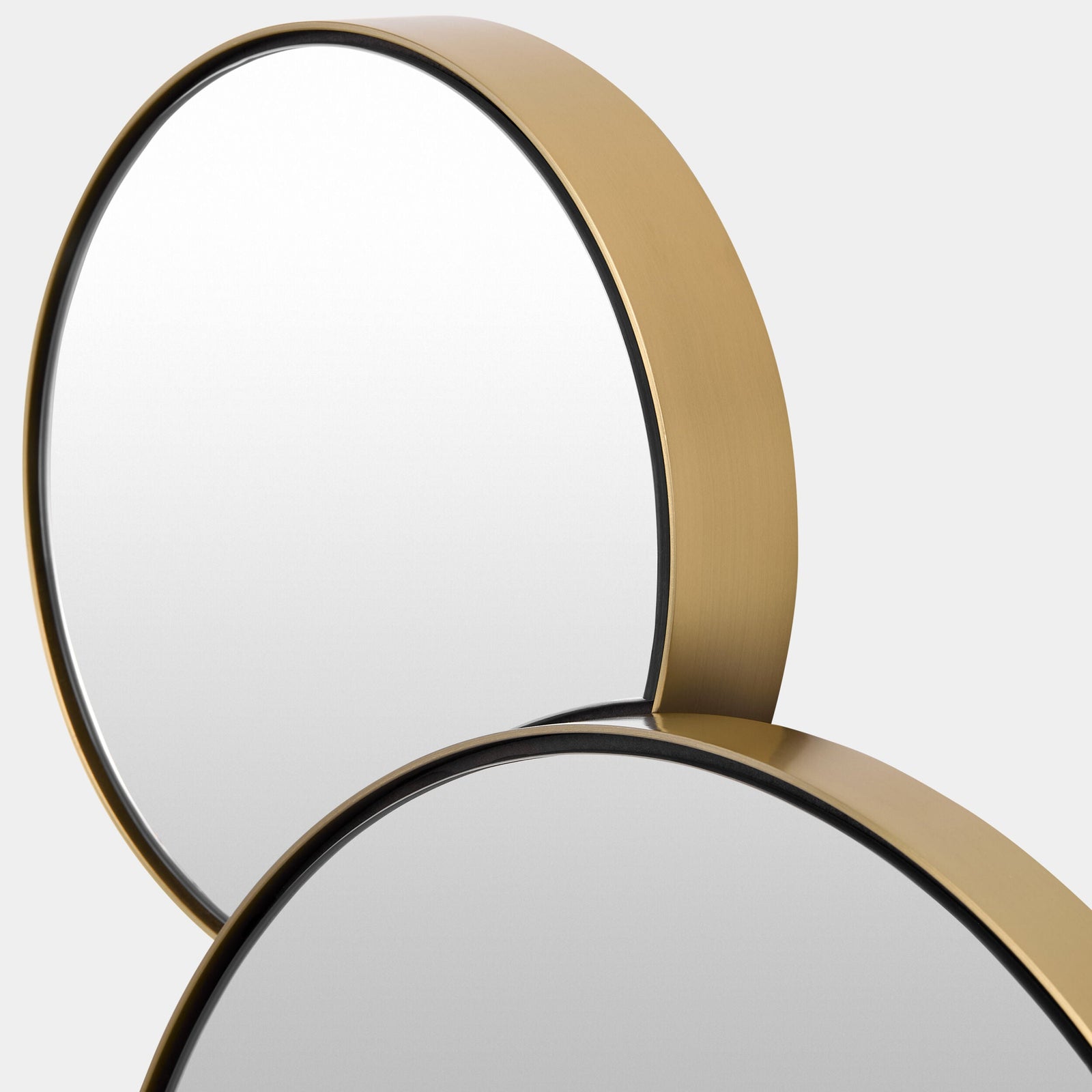 Global Views Molecular Mirror 4-Circle – corner view