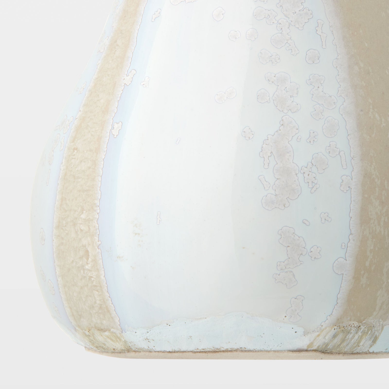 Global Views Pera Ceramic Sculpture White Crystalline Glaze – base detail