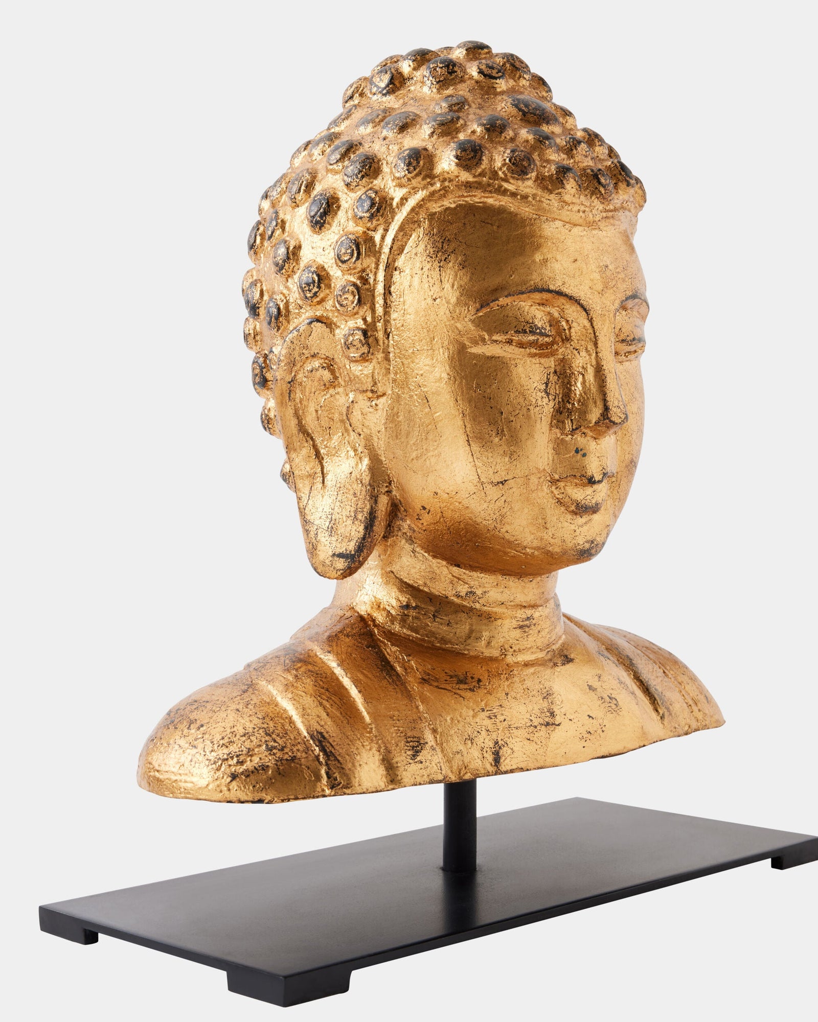 Global Views Buddha Sculpture – base detail