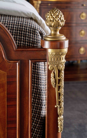 Theodore Alexander Henrietta King Bed – detail