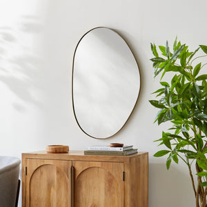 Aamnah Accent Mirror – room setting