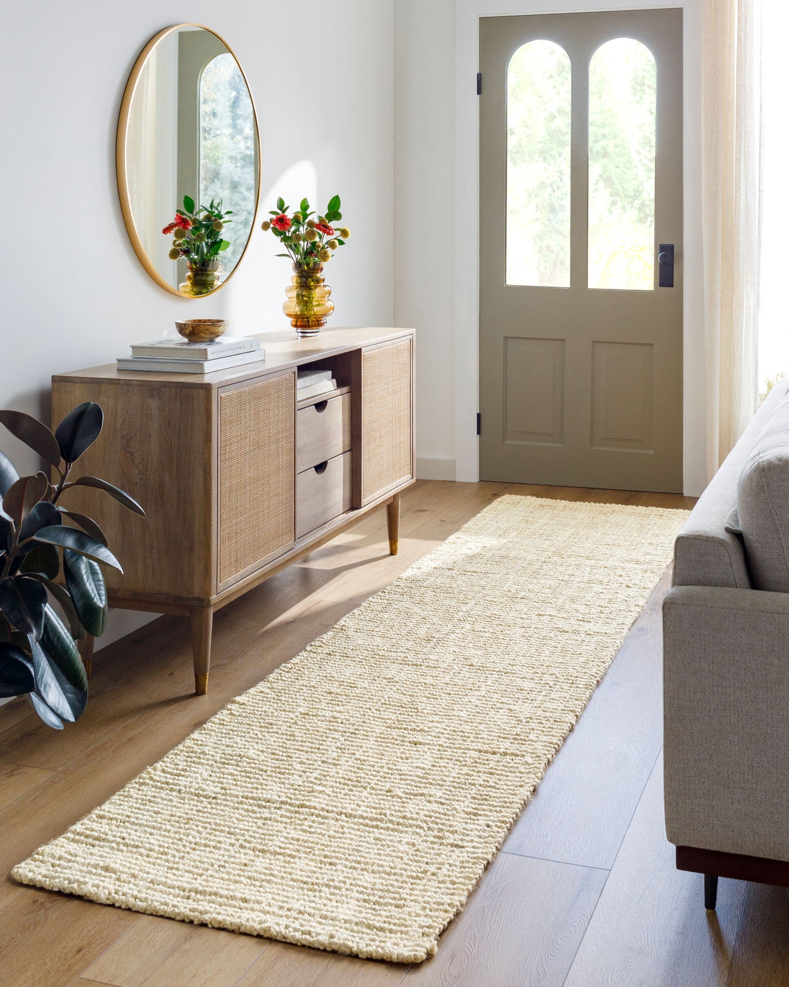 Calla Handmade Rug 2' x 3' Butter – room setting